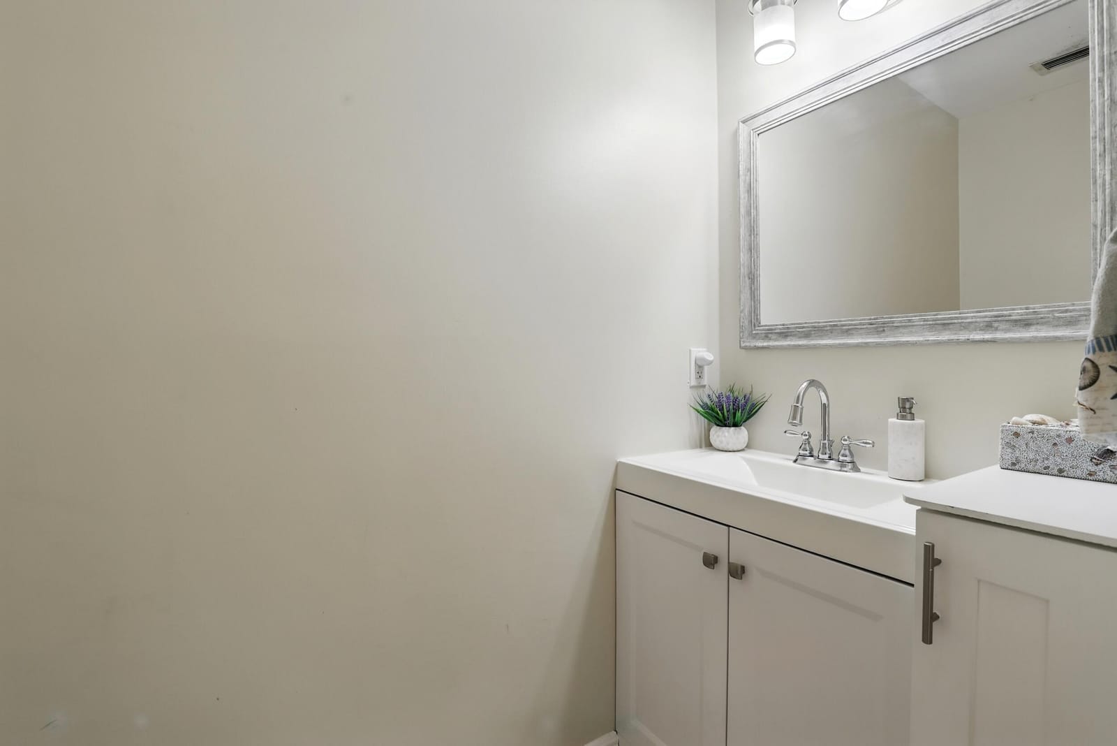 4491 Willow Pond Road Apt B, West Palm Beach, FL 33417 photo 16