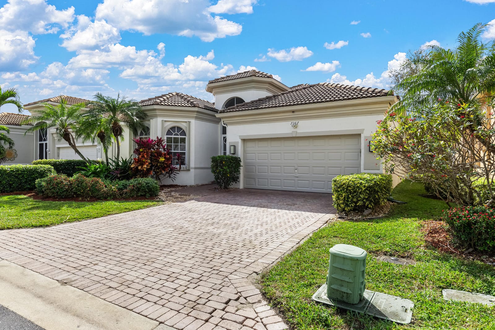 7267 Demedici Circle, Delray Beach, FL 33446