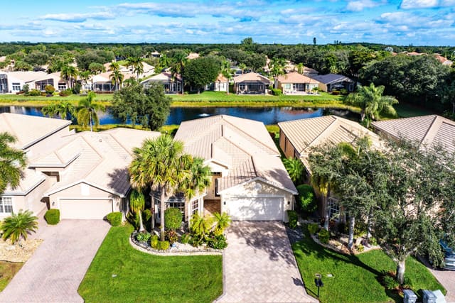 6775 Shamrock Trail, Boynton Beach, FL 33437