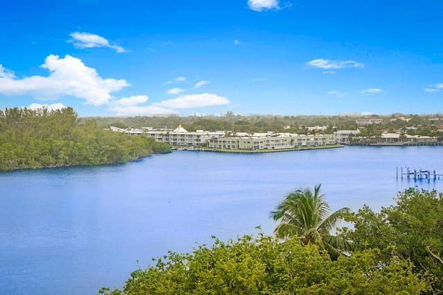 2121 N Ocean Boulevard 806w, sold in Boca Towers Condo Portion, Boca Raton, FL