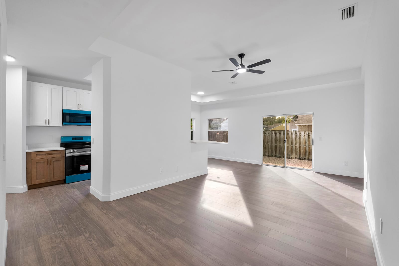 1410 SW 85th Avenue, Pembroke Pines, FL 33025 photo 14