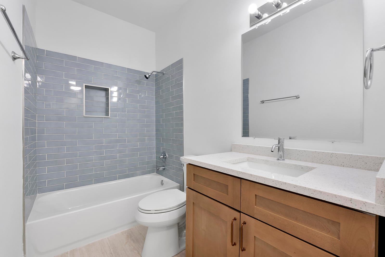 1410 SW 85th Avenue — photo 3