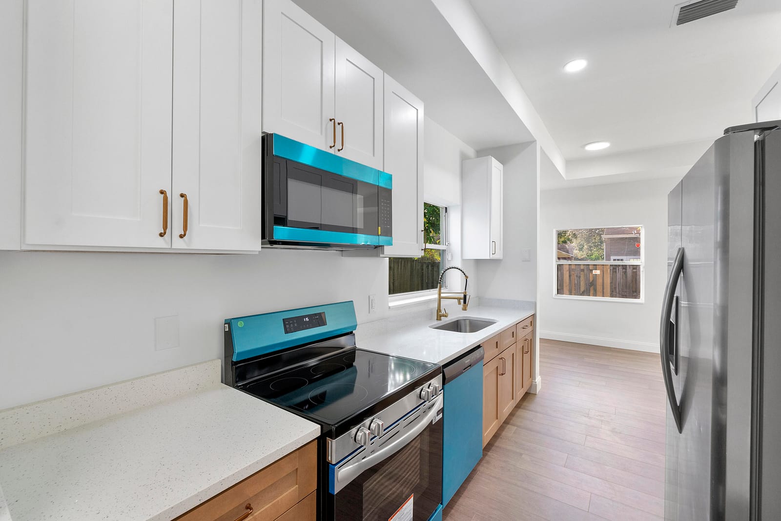 1410 SW 85th Avenue — photo 9