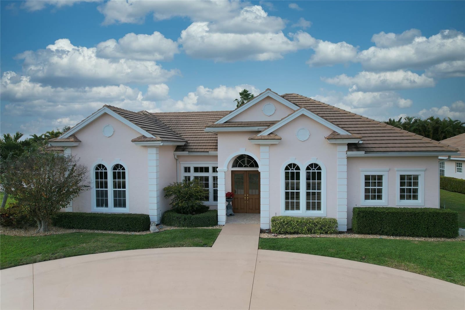 8075 Kiawah Trace — photo 2