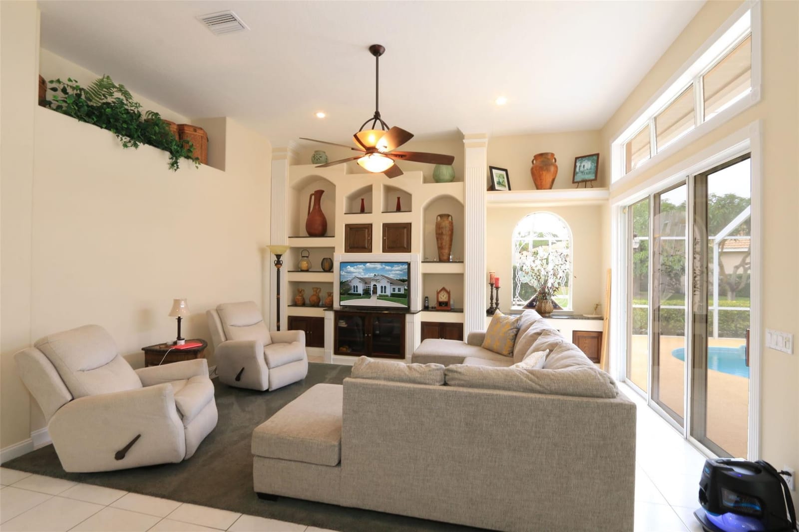 8075 Kiawah Trace — photo 8