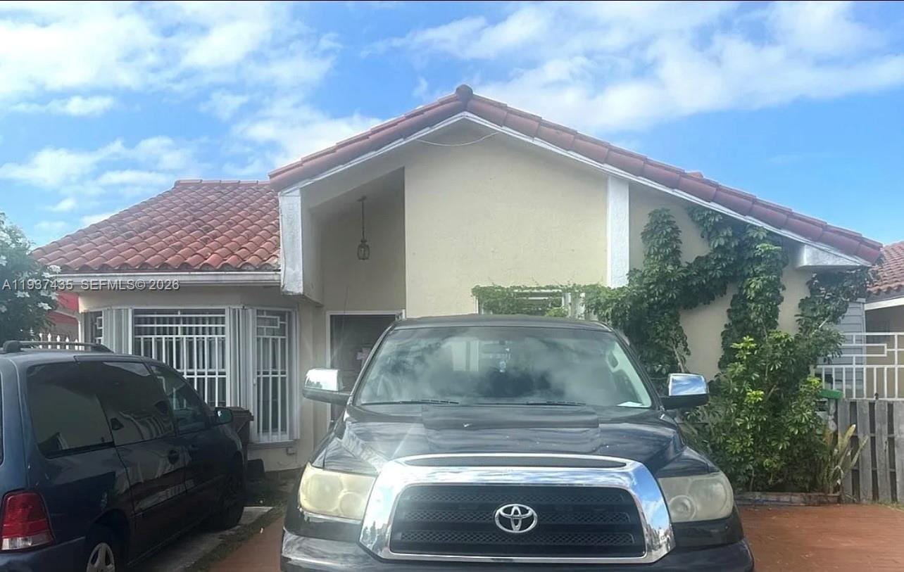 2566 W 73rd Place, Hialeah, FL 33016