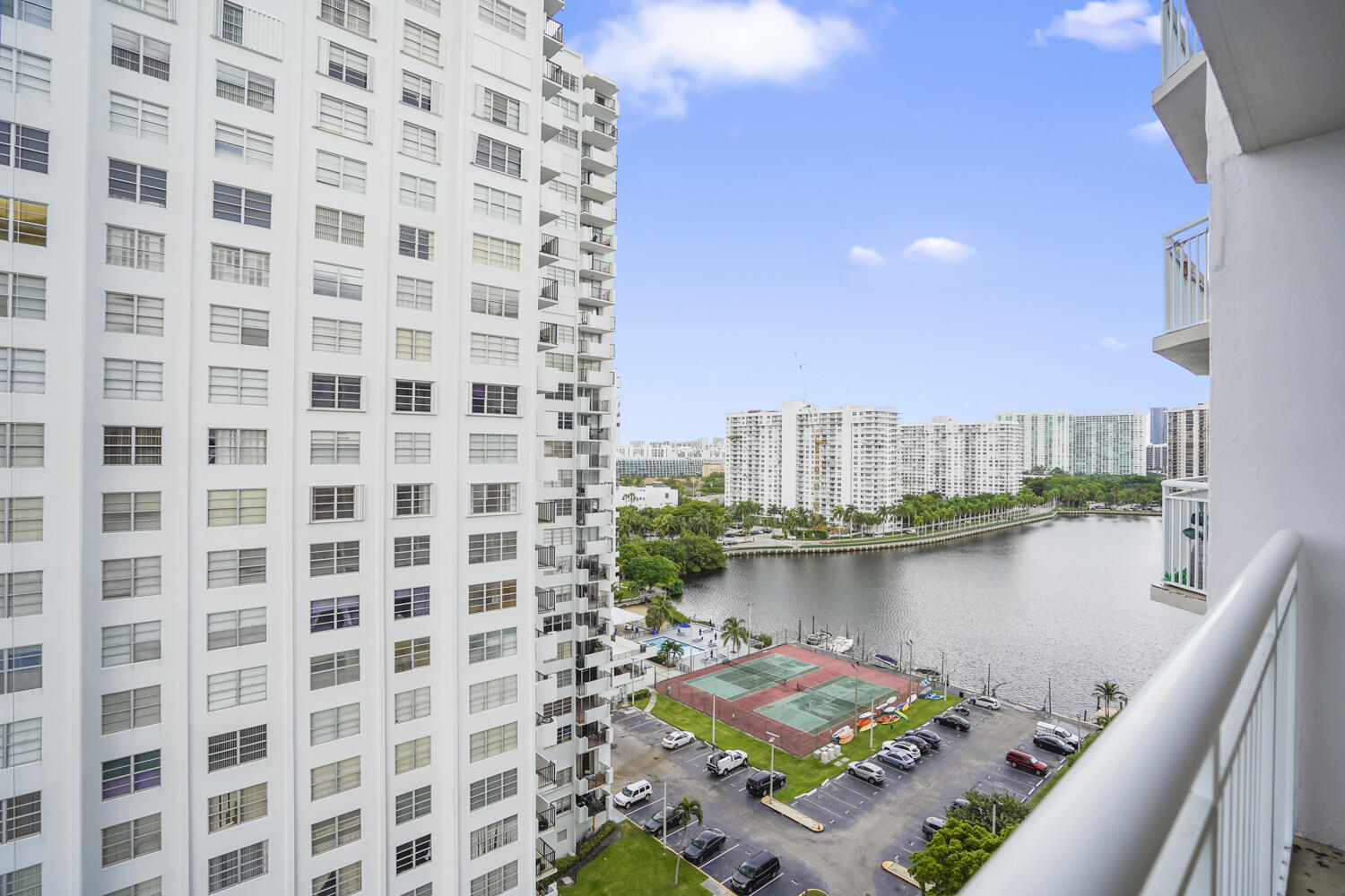 18051 Biscayne Boulevard 1504, Aventura, FL 33160, Aventura