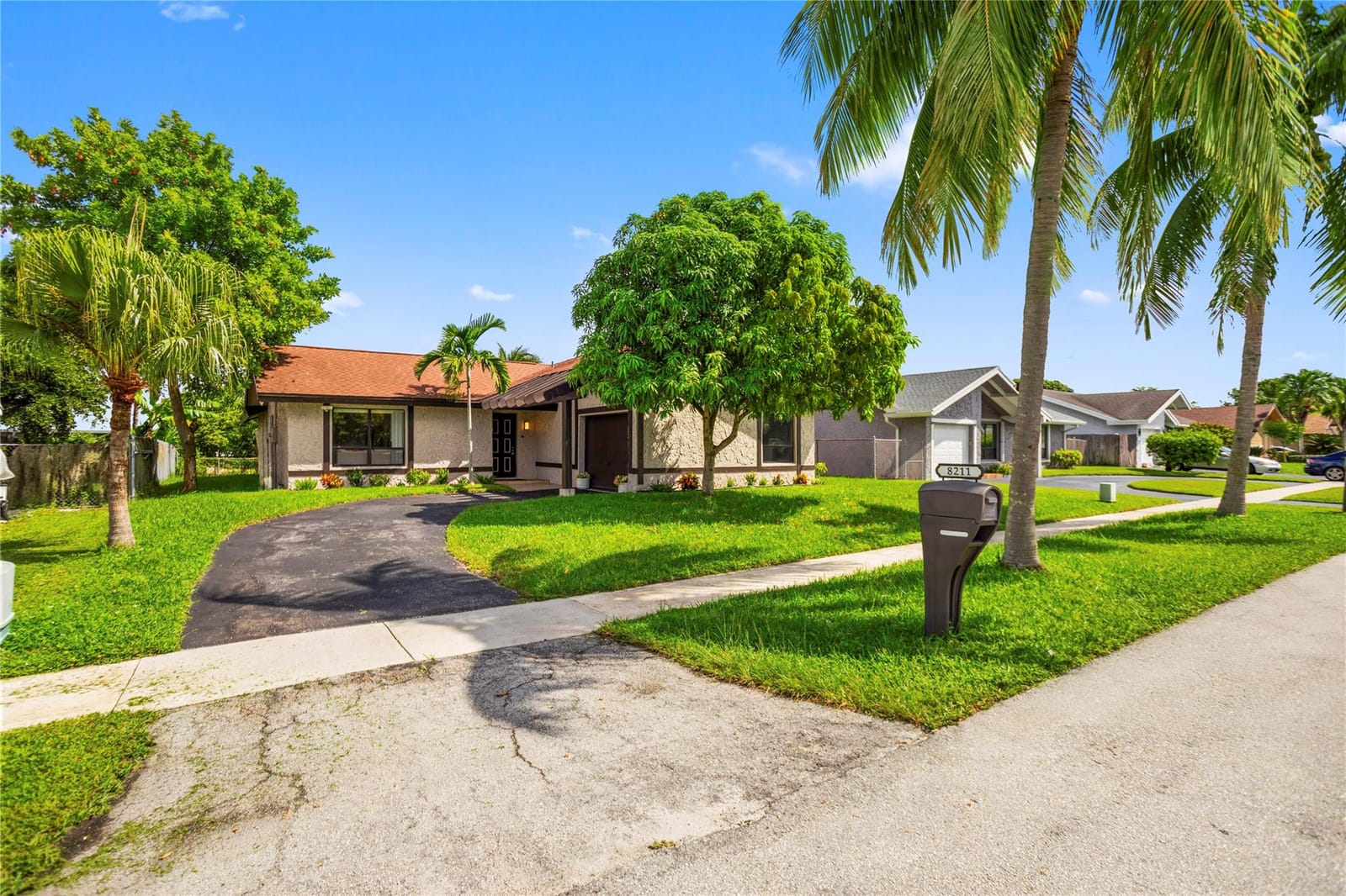 8211 SW 13th Court, North Lauderdale, FL 33068 photo 2