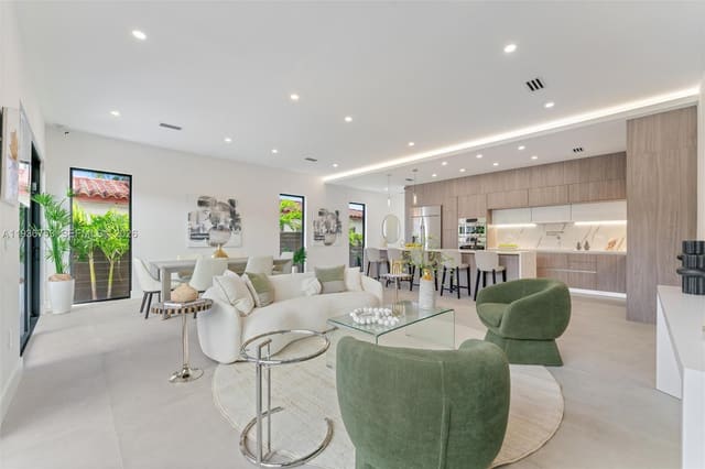 2435 NE 18th Street, sold in Livermore Estates, Fort Lauderdale, FL