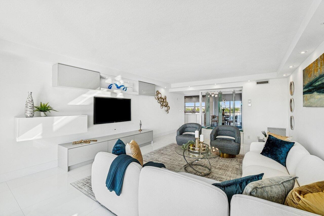 400 Seasage Drive 804, Delray Beach, FL 33483 photo 4