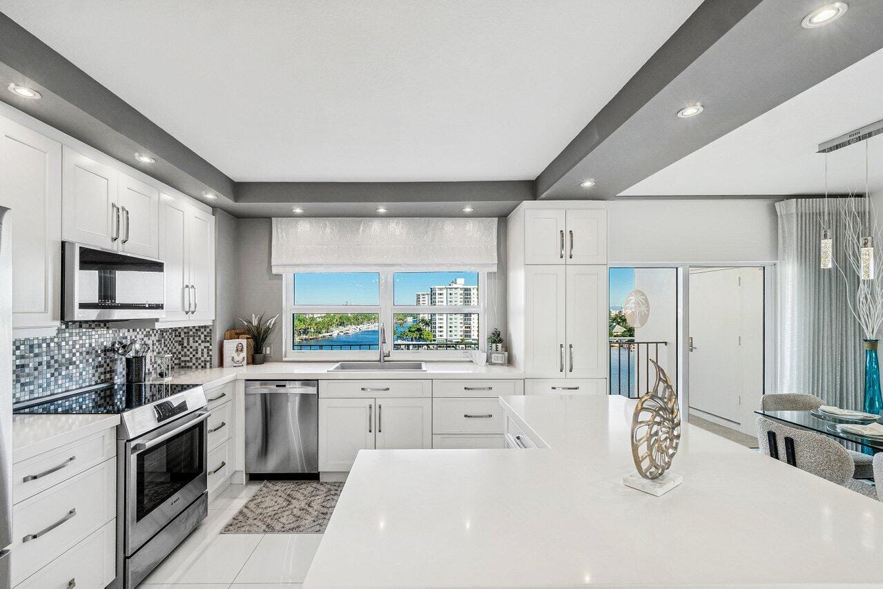 400 Seasage Drive 804, Delray Beach, FL 33483 photo 8