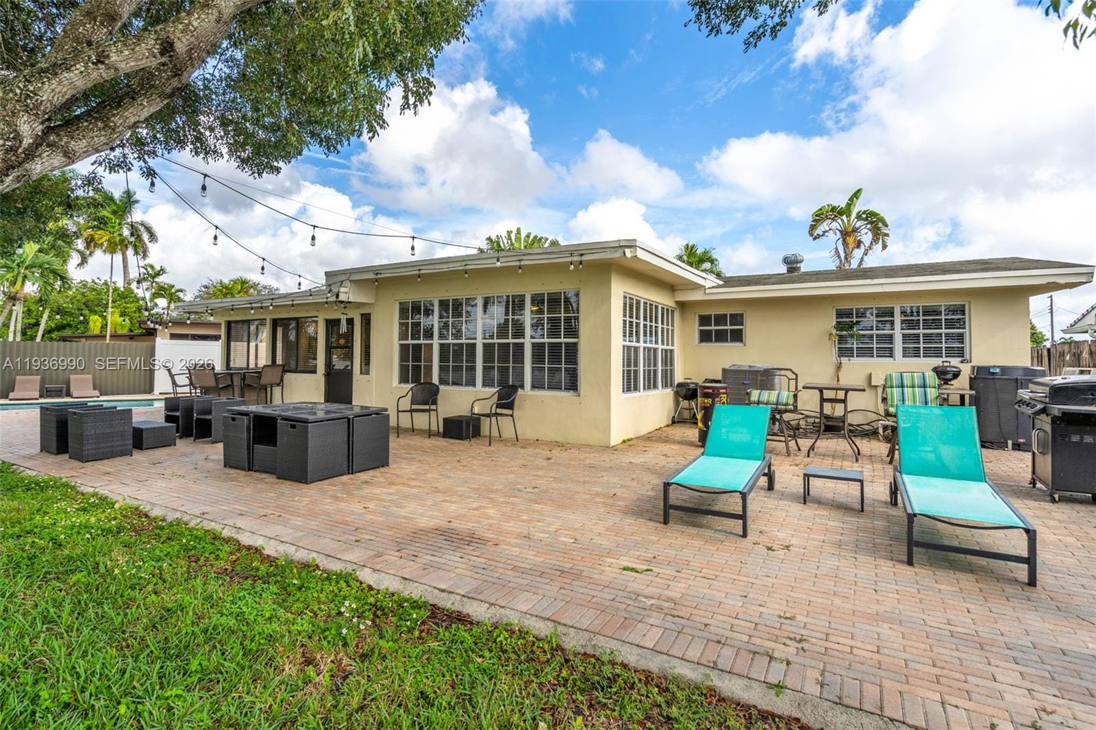 1160 NW 86th Terrace, Pembroke Pines, FL 33024 photo 21