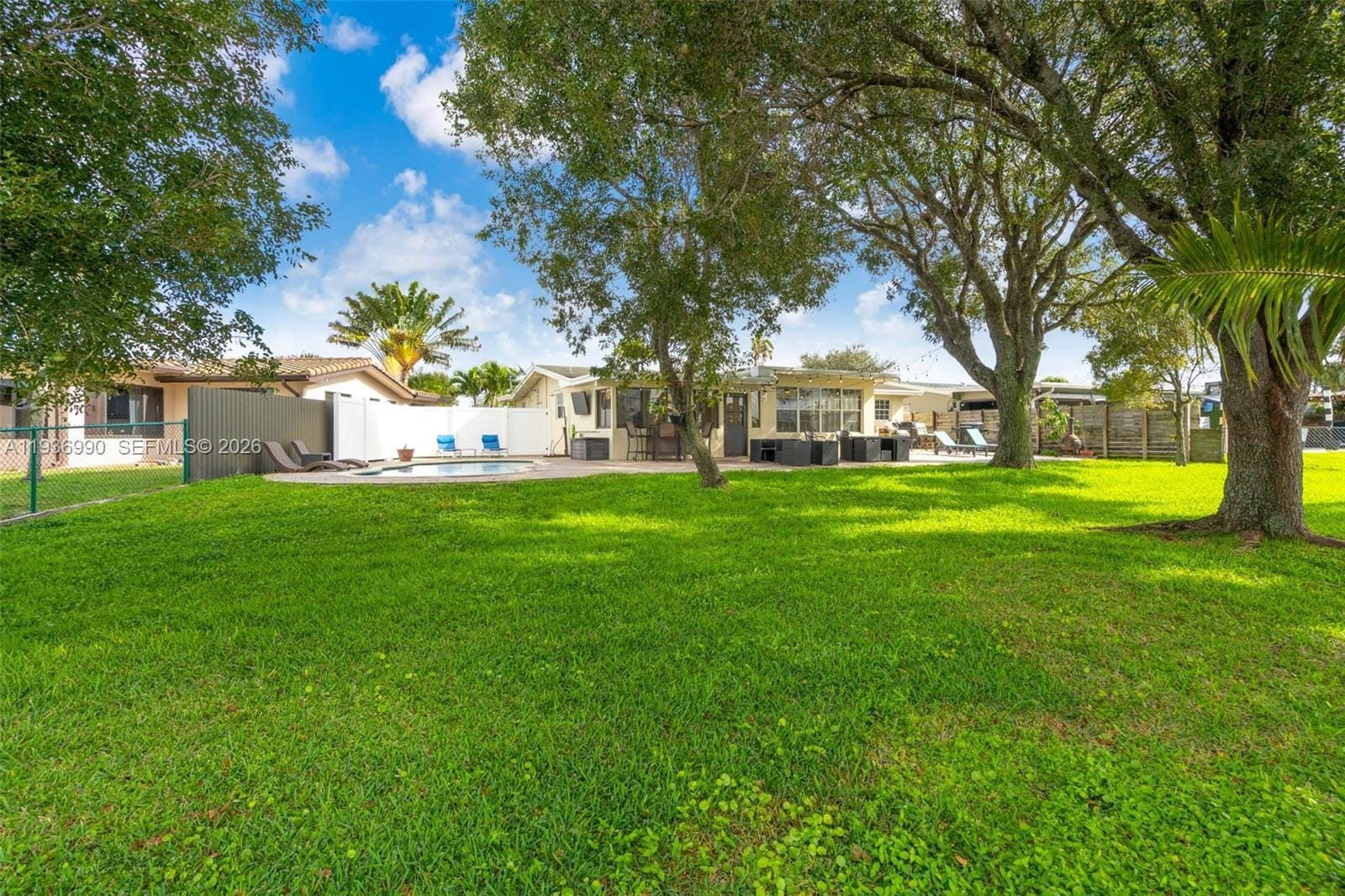 1160 NW 86th Terrace, Pembroke Pines, FL 33024 photo 26