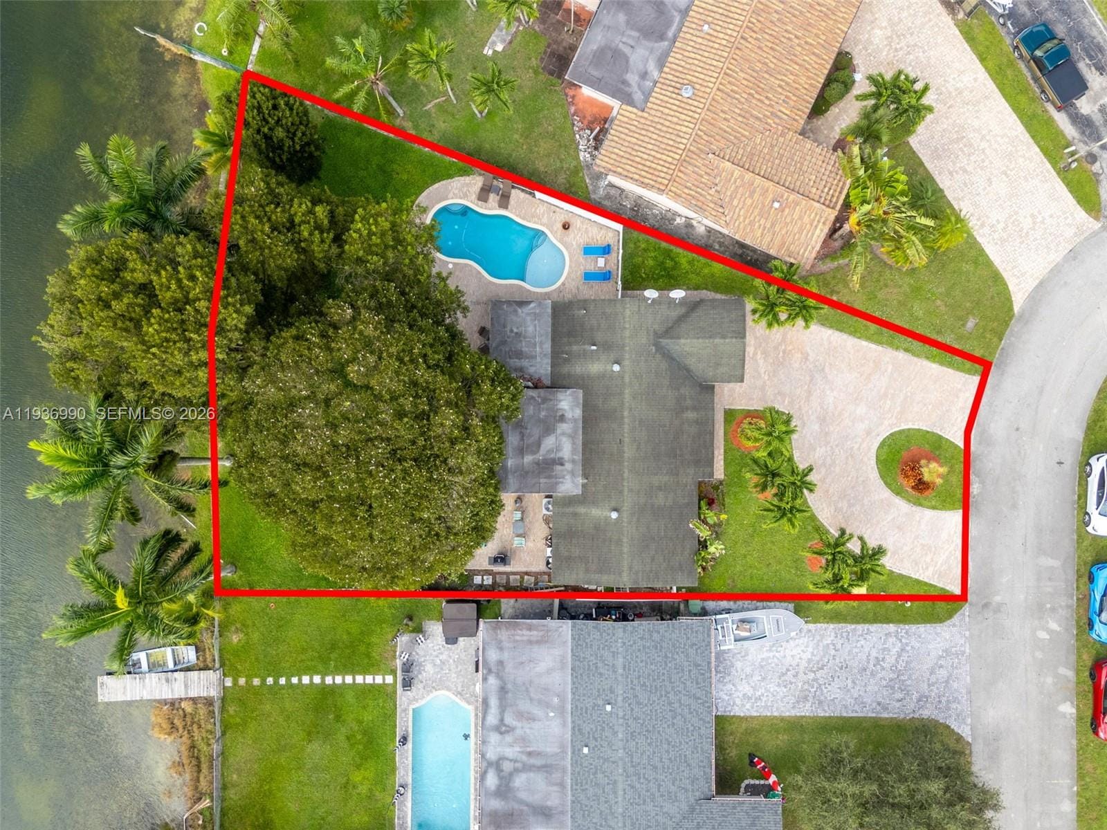 1160 NW 86th Terrace, Pembroke Pines, FL 33024 photo 4