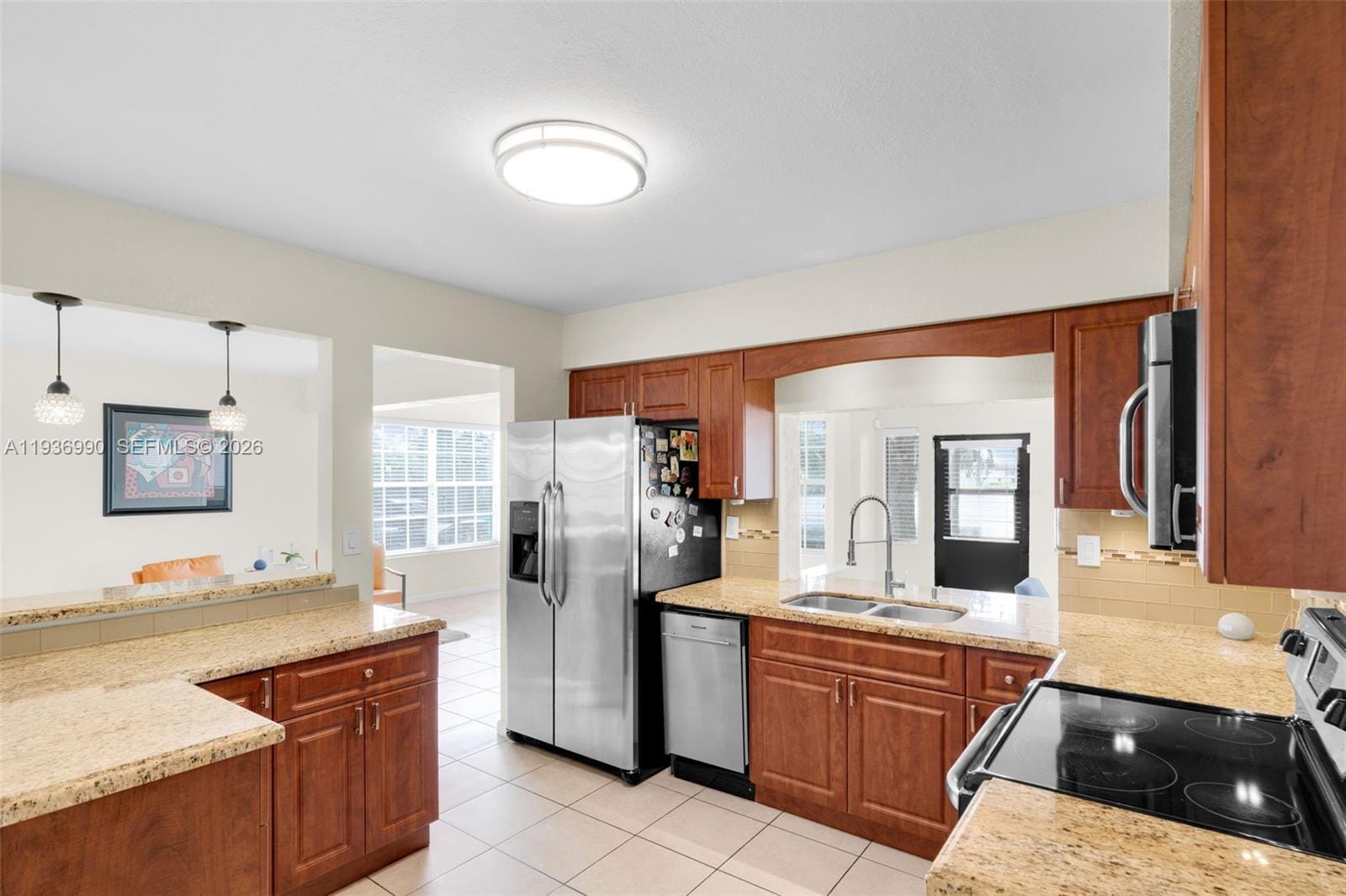 1160 NW 86th Terrace, Pembroke Pines, FL 33024 photo 5
