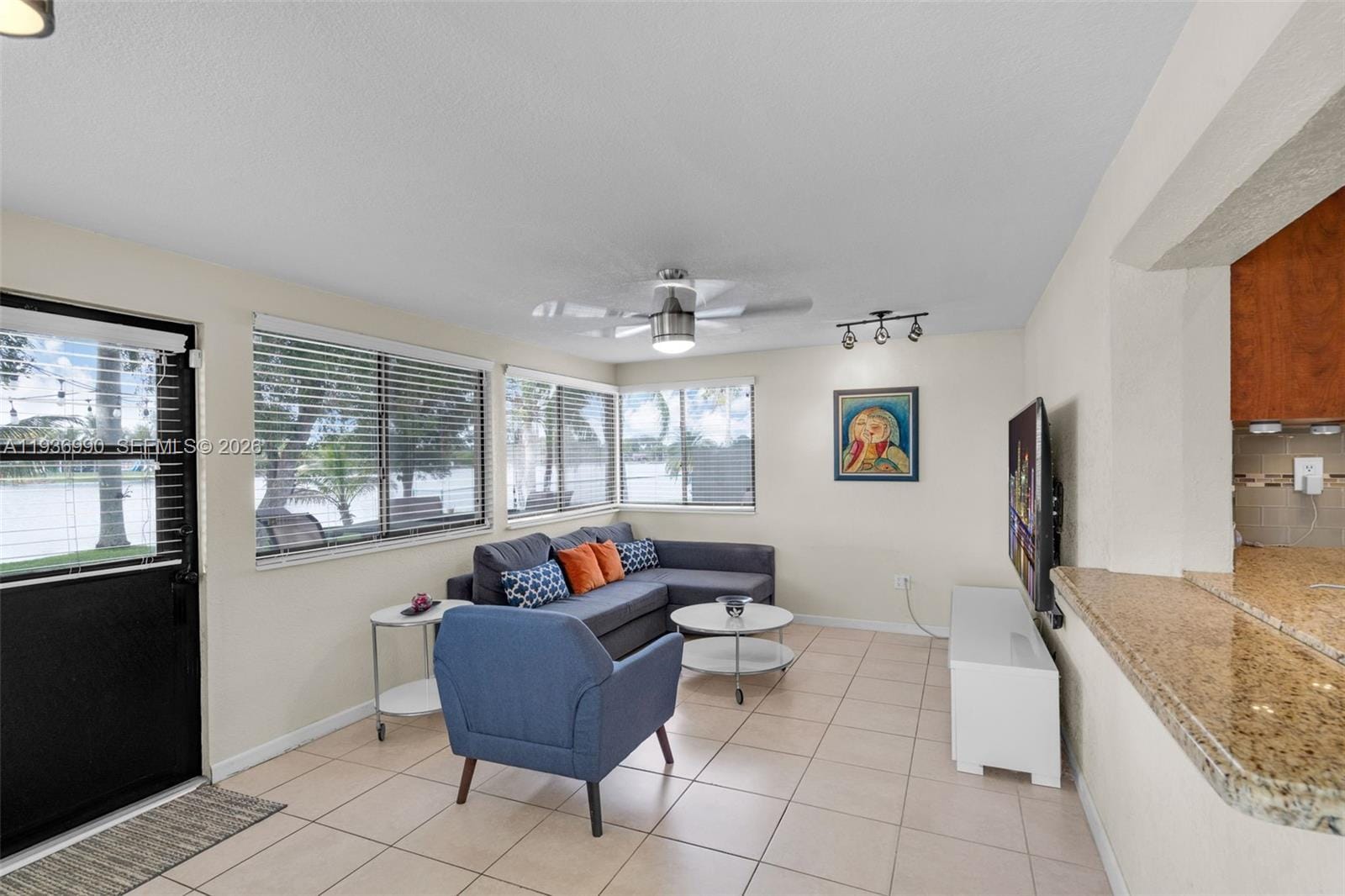 1160 NW 86th Terrace, Pembroke Pines, FL 33024 photo 10