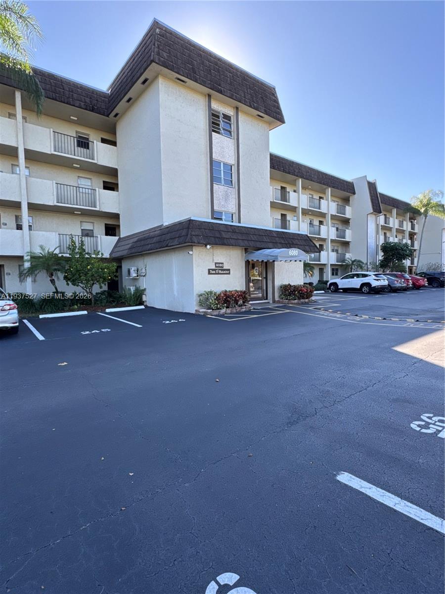 6080 NW 44th Street 107, Lauderhill, FL 33319, Lauderhill