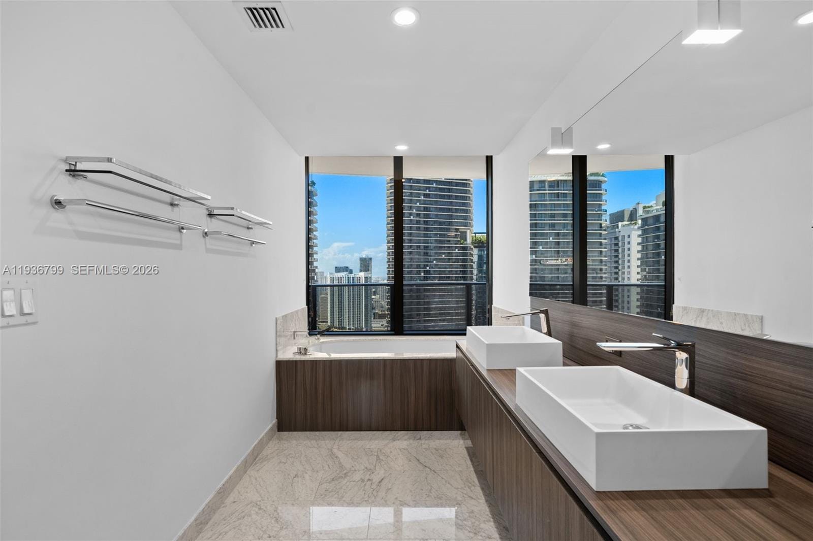 1000 Brickell Plaza 4212, Miami, FL 33131 photo 11