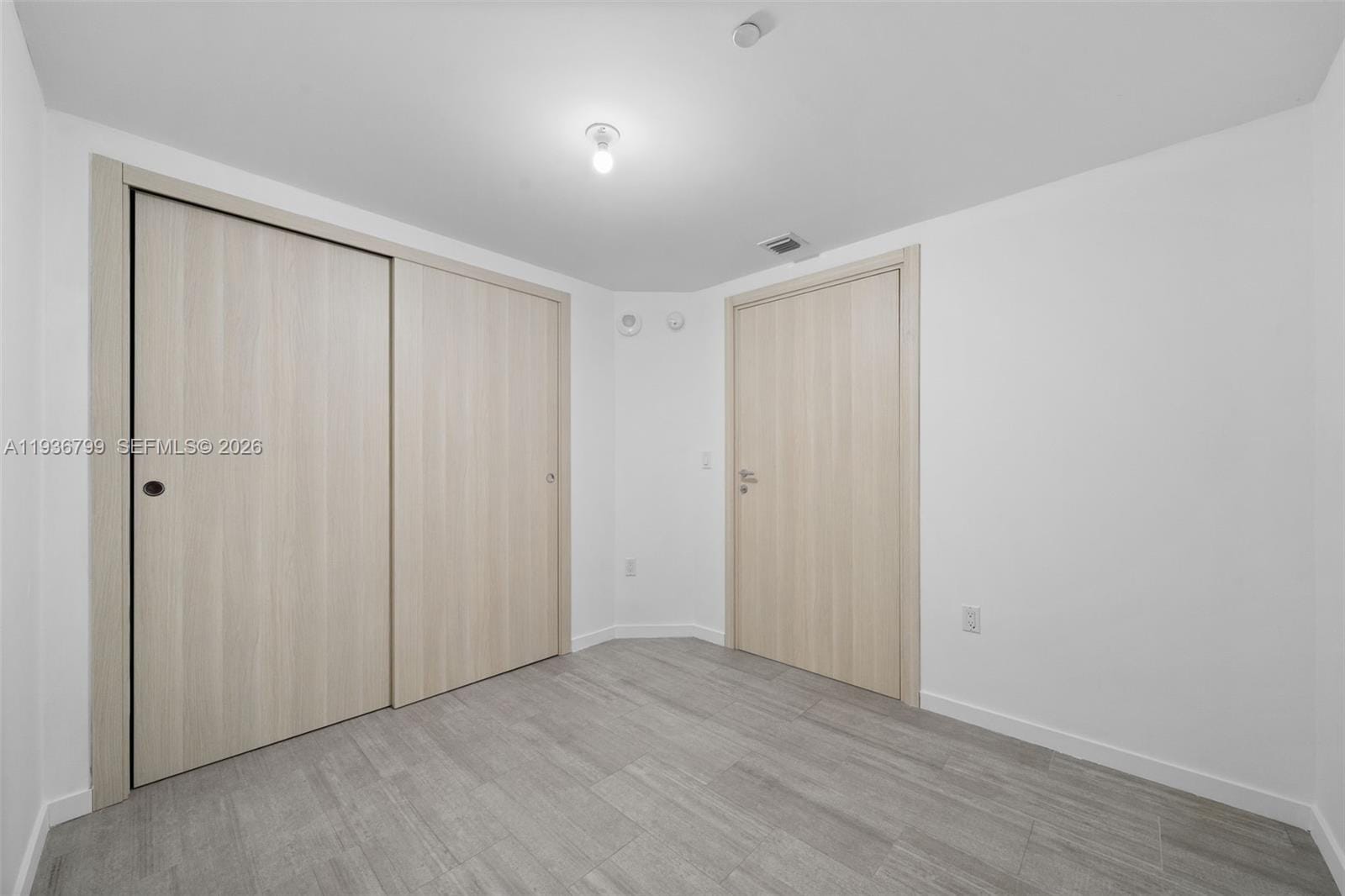 1000 Brickell Plaza 4212, Miami, FL 33131 photo 16