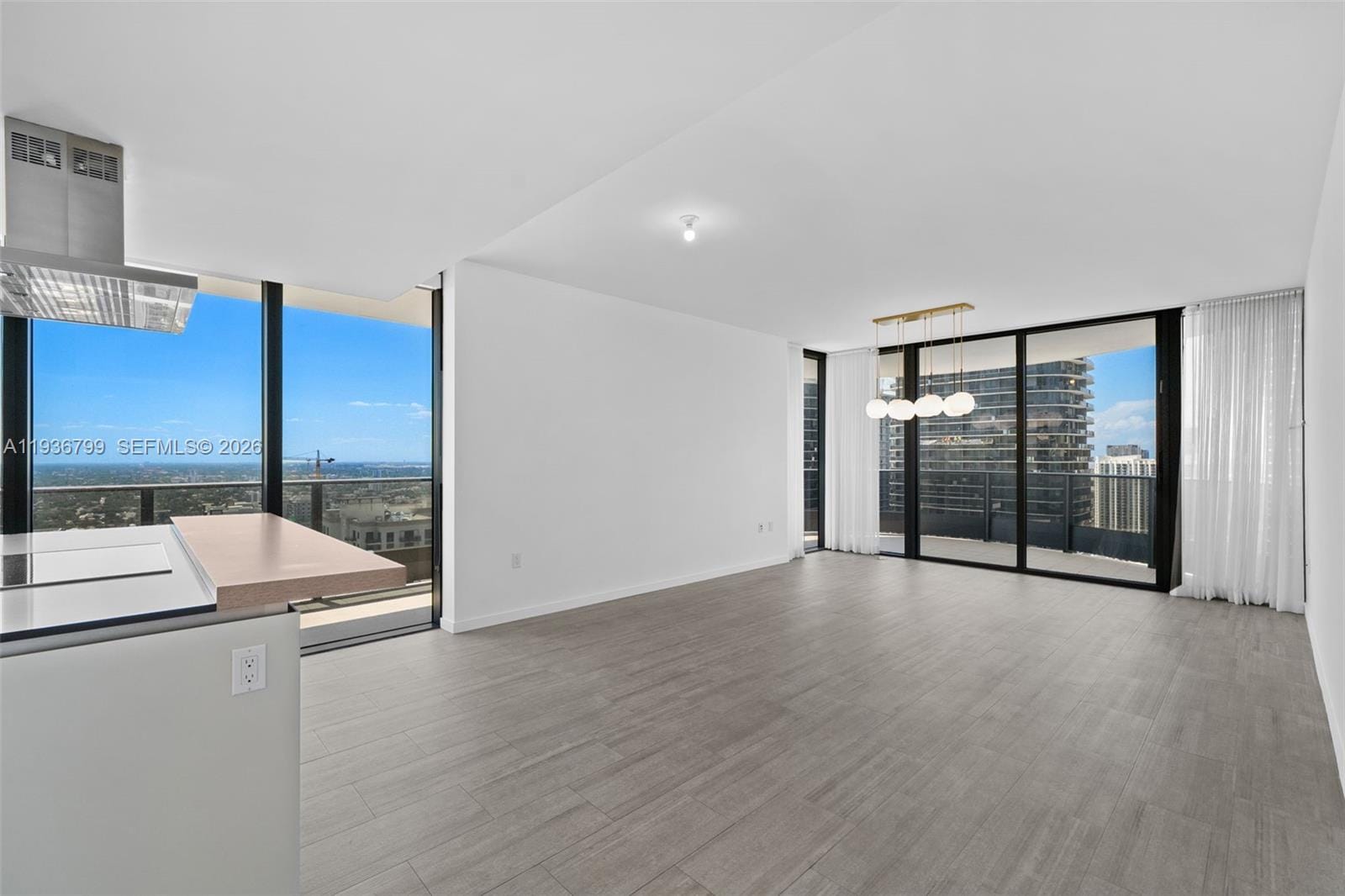 1000 Brickell Plaza 4212, Miami, FL 33131 photo 6