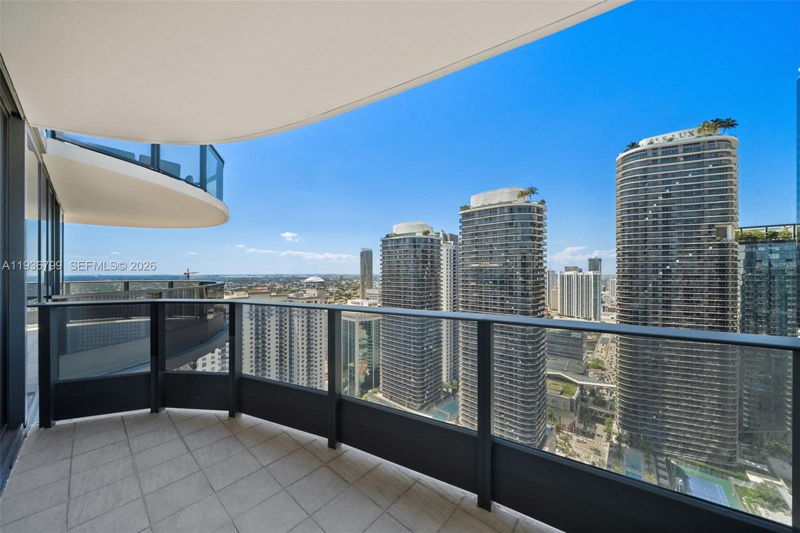 1000 Brickell Plaza 4212, Miami, FL 33131 photo 10