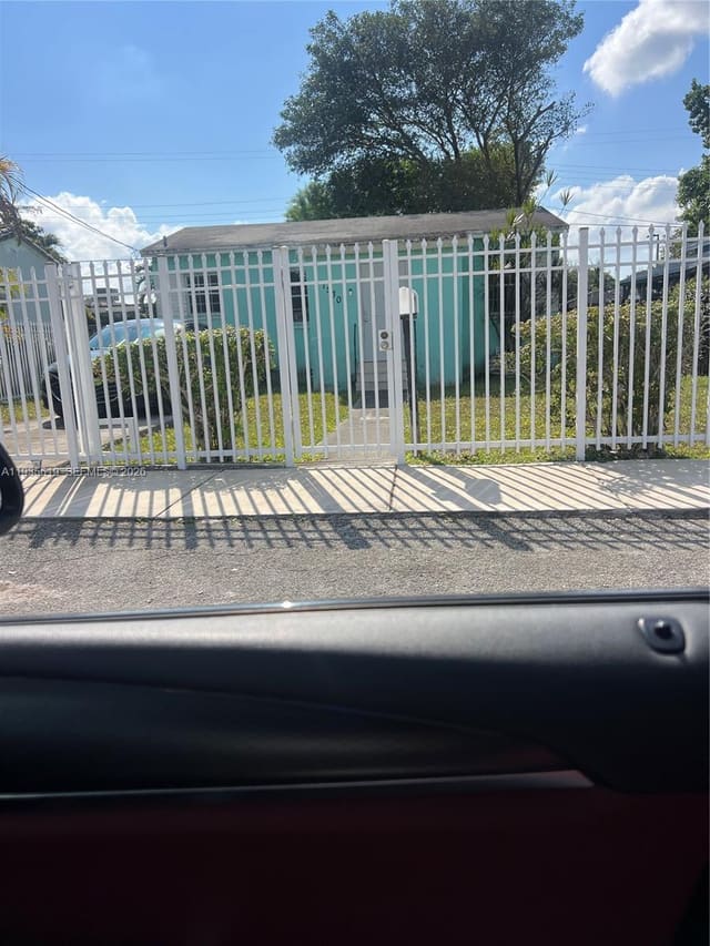 1530 NW 55th Street, Miami, FL 33142