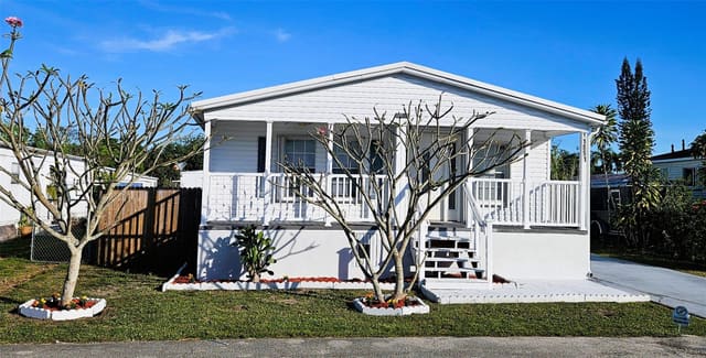 11891 Atlantic Circle, Boca Raton, FL 33428