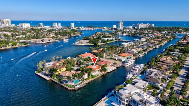 4 Isla Bahia Drive, sold in Isla Bahia, Fort Lauderdale, FL