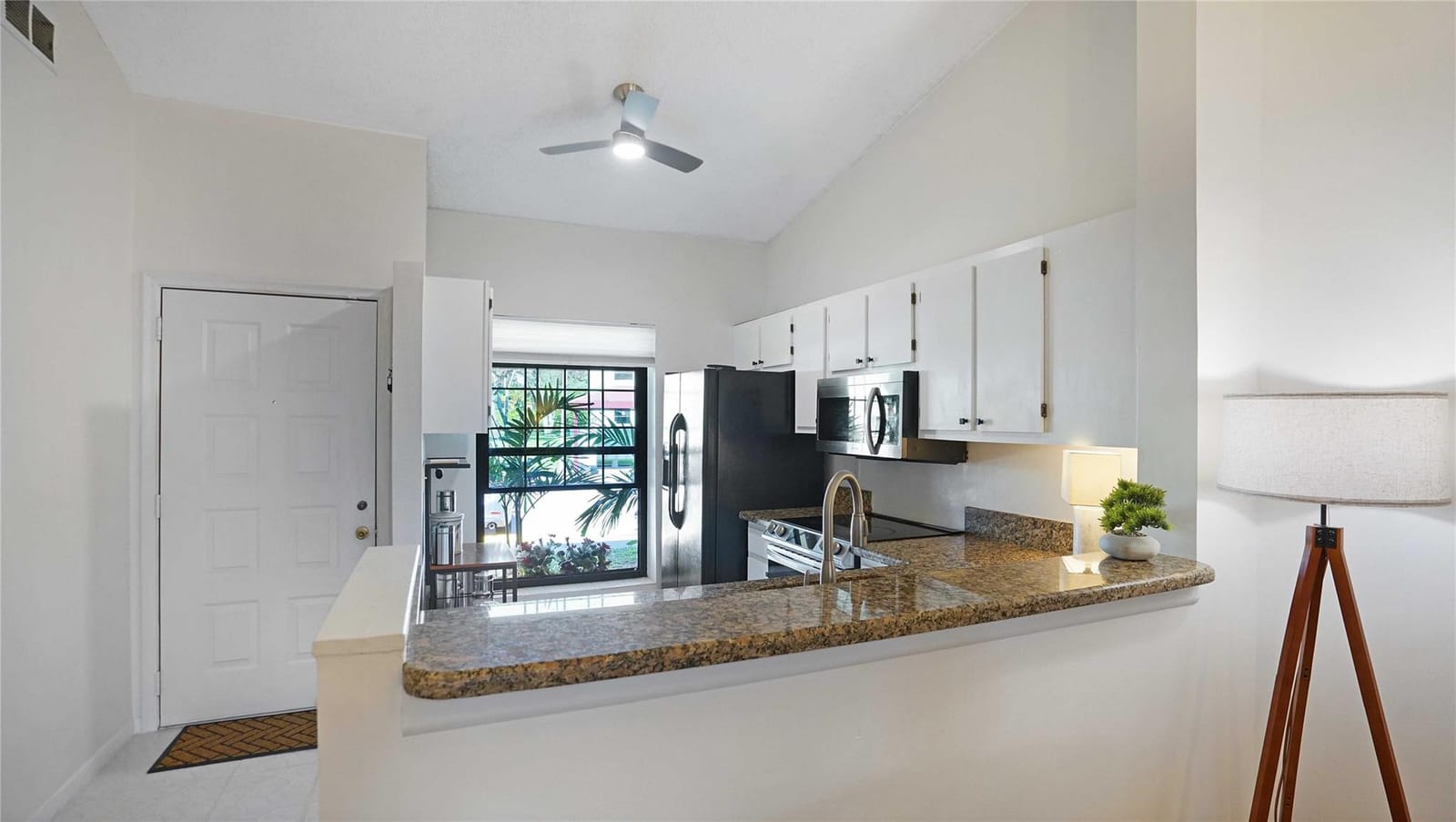 2780 S Oakland Forest Drive 1603 — photo 7