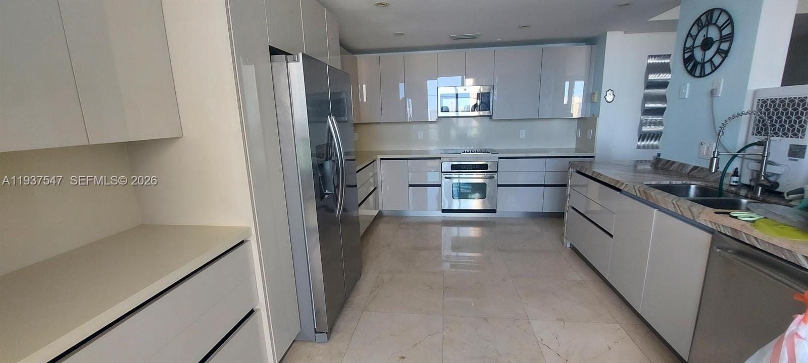 3330 NE 190th Street MPH15 — photo 3