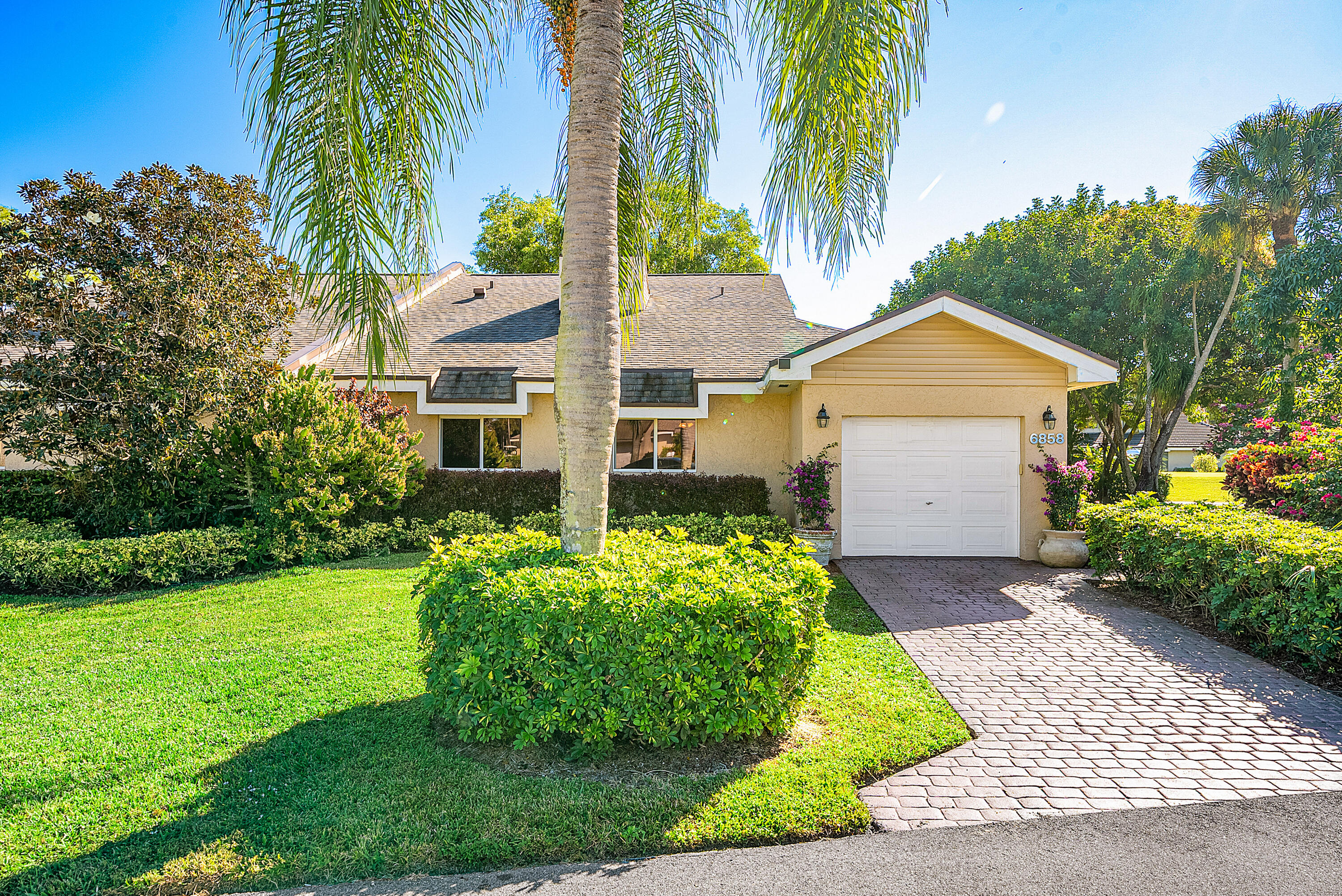 6858 Fountains Circle, Lake Worth, FL 33467, Lake Worth