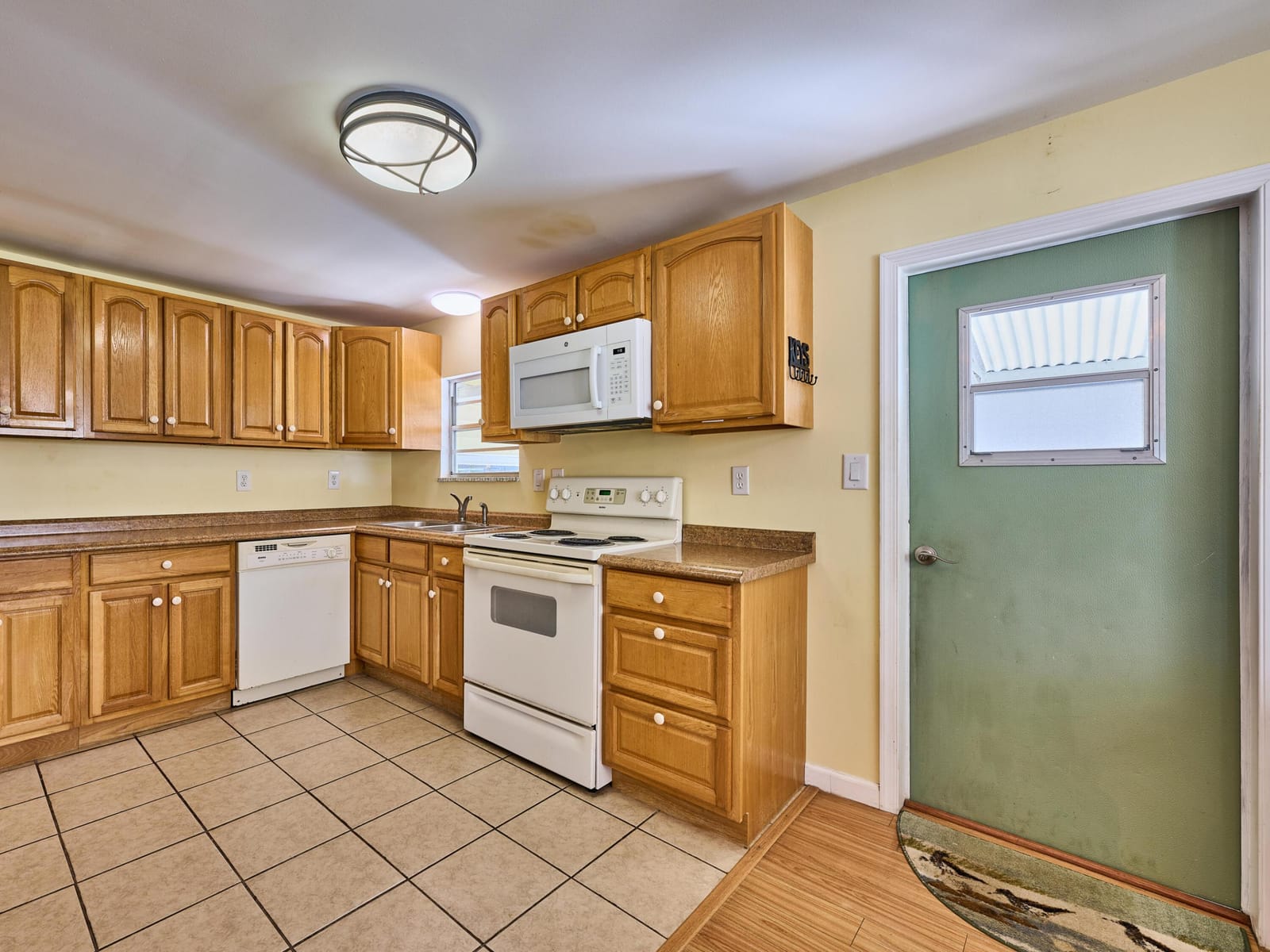 8217 SE Swan Avenue, Hobe Sound, FL 33455 photo 16