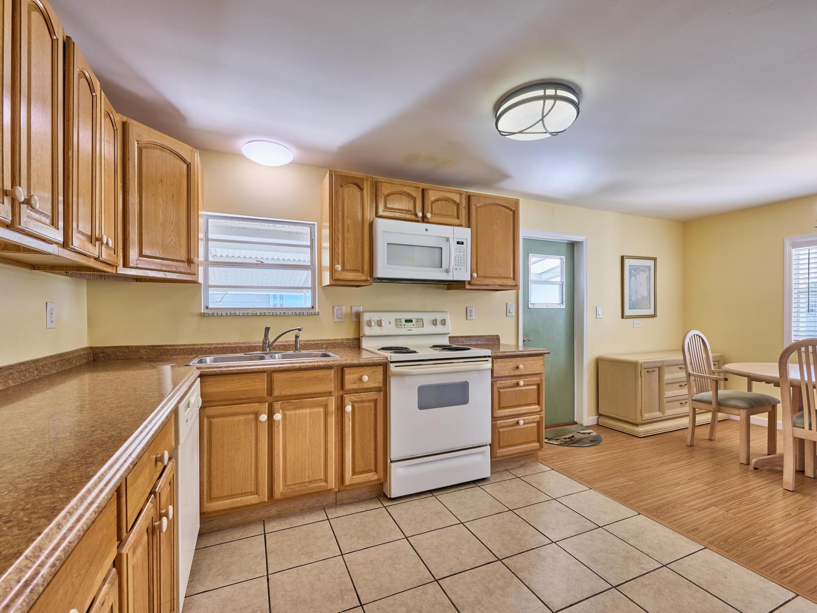 8217 SE Swan Avenue, Hobe Sound, FL 33455 photo 18