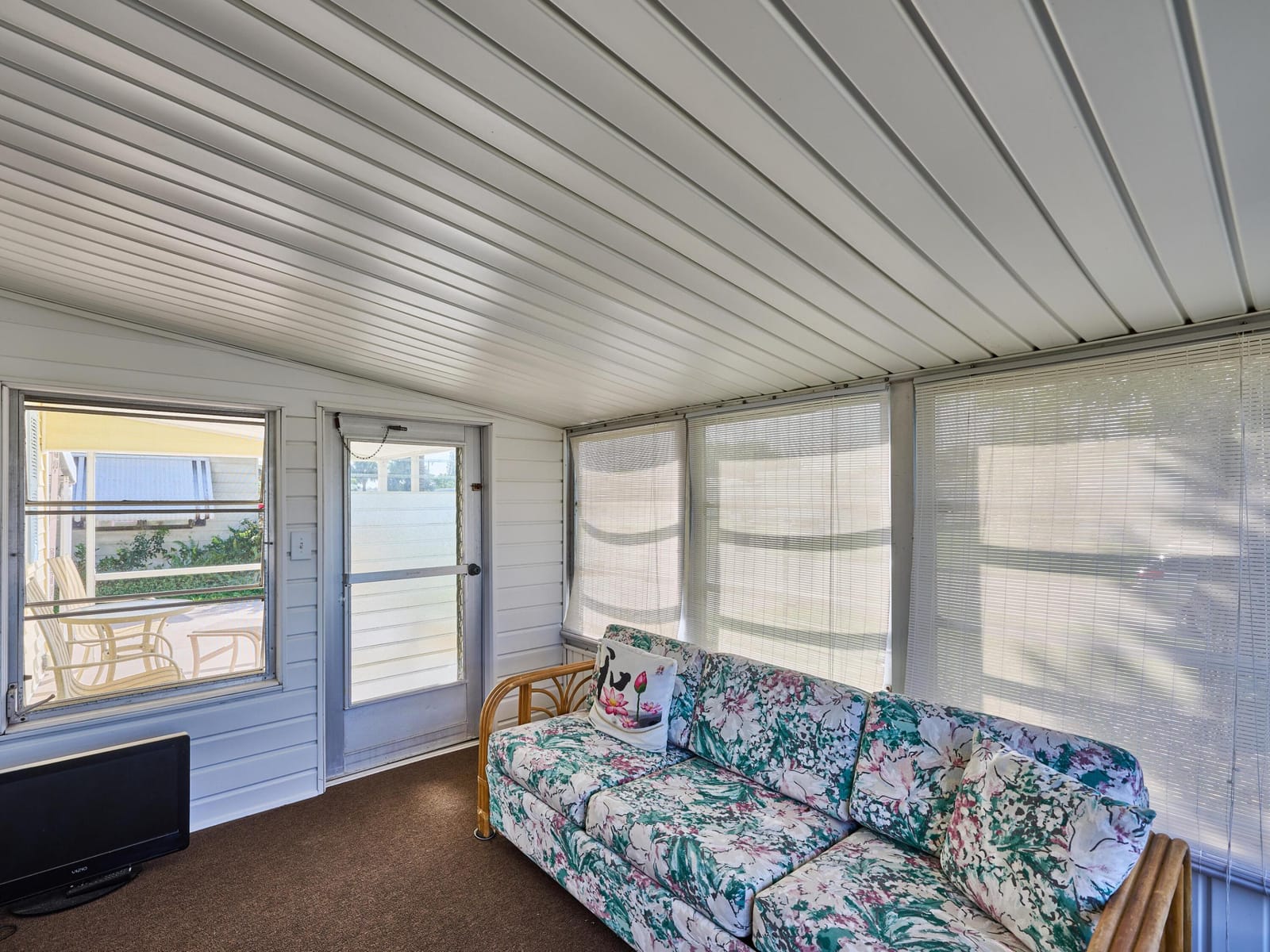 8217 SE Swan Avenue — photo 3
