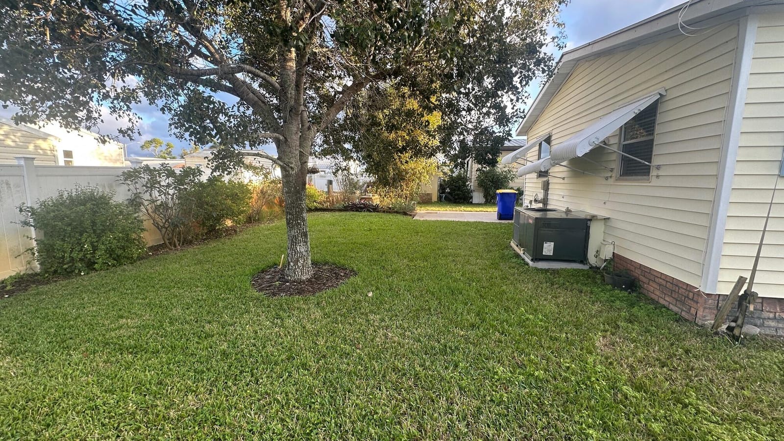 8217 SE Swan Avenue, Hobe Sound, FL 33455 photo 30