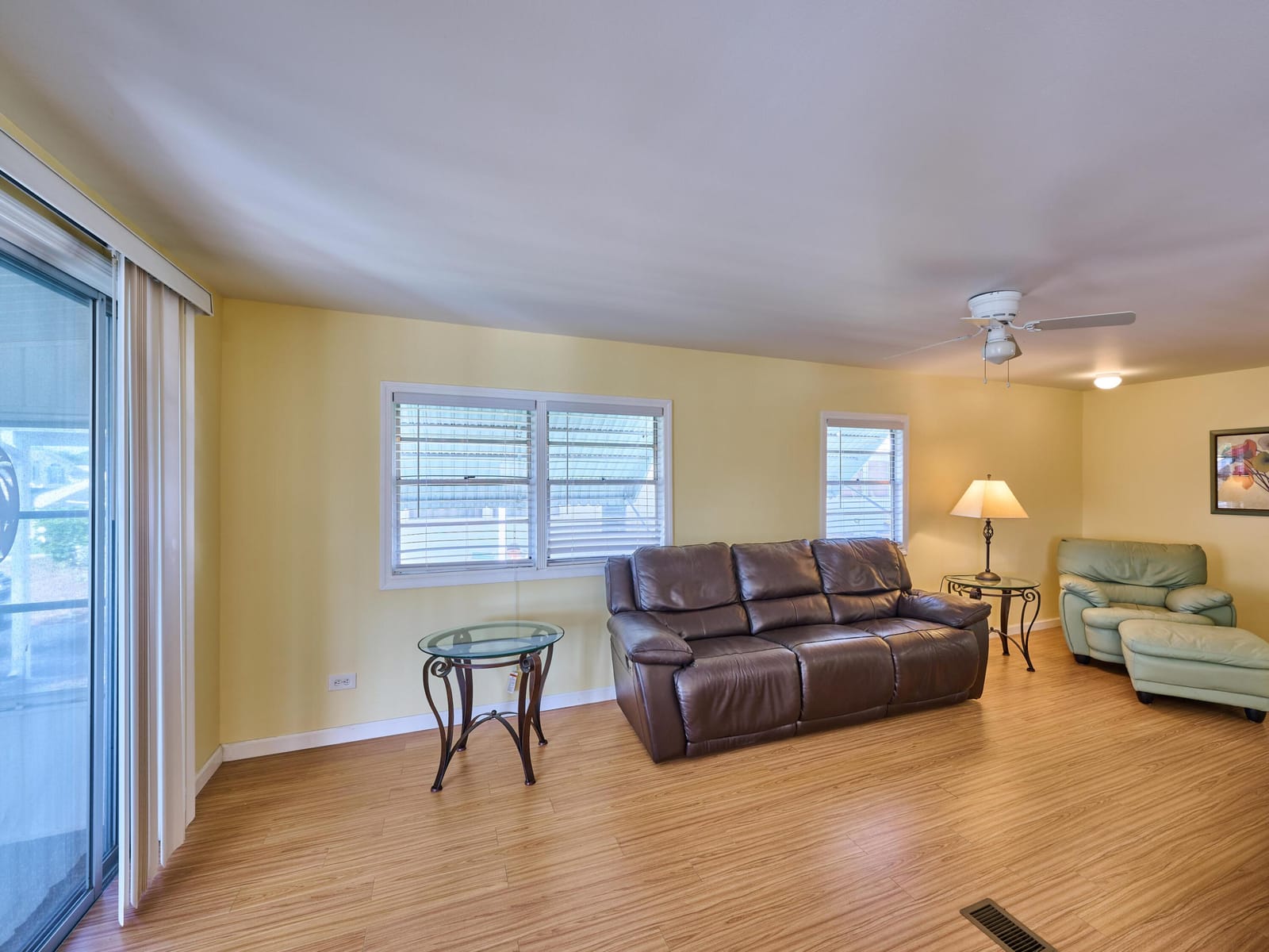 8217 SE Swan Avenue — photo 8