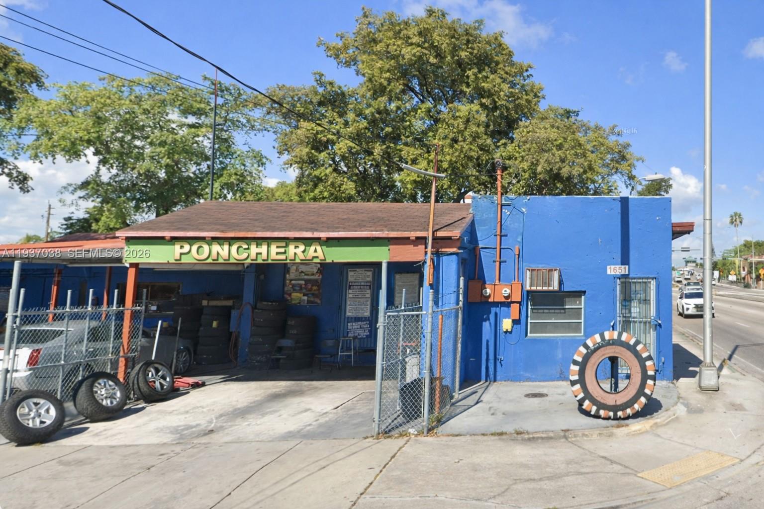 1650 NW 27th Avenue, Miami, FL 33125, Miami