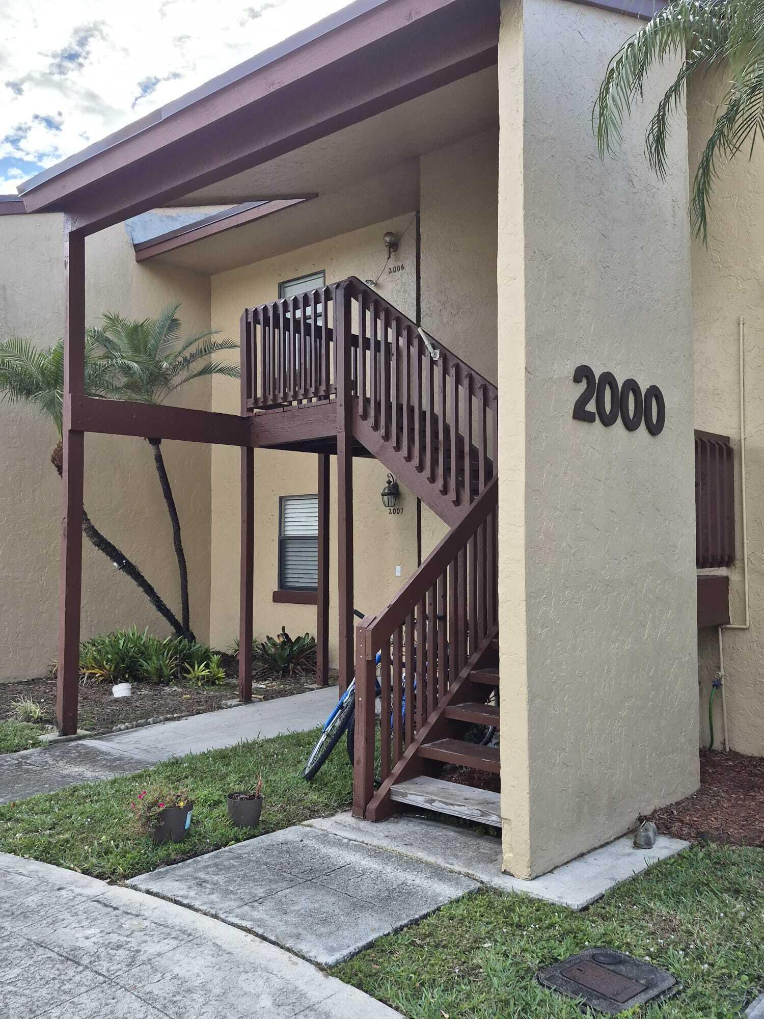 2006 Lakeview Drive W, Royal Palm Beach, FL 33411, Royal Palm Beach
