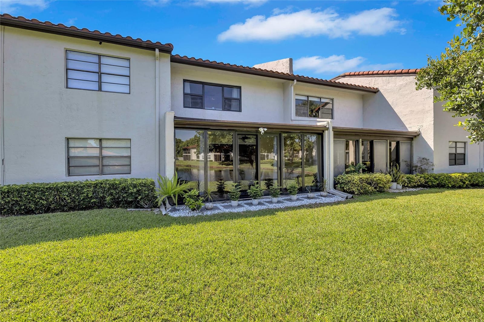 9232 Pecky Cypress Lane 2-D, Boca Raton, FL 33428 photo 4