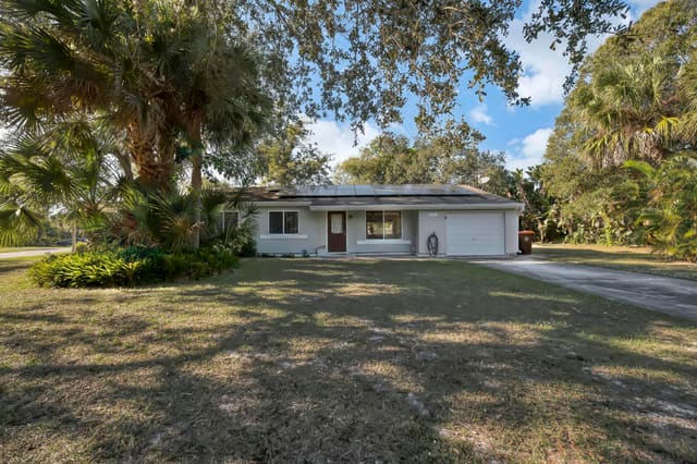 2385 6th Avenue SW, Vero Beach, FL 32962