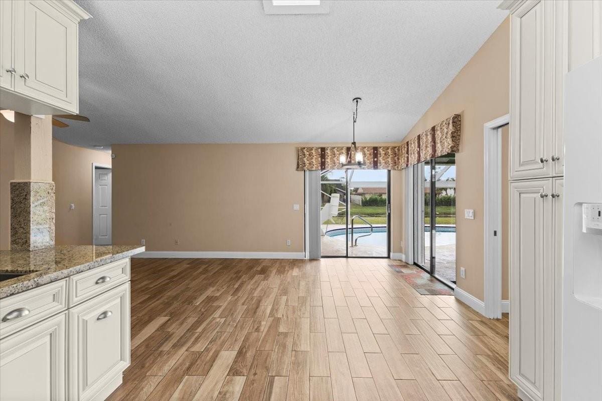 13812 Columbine Avenue — photo 11