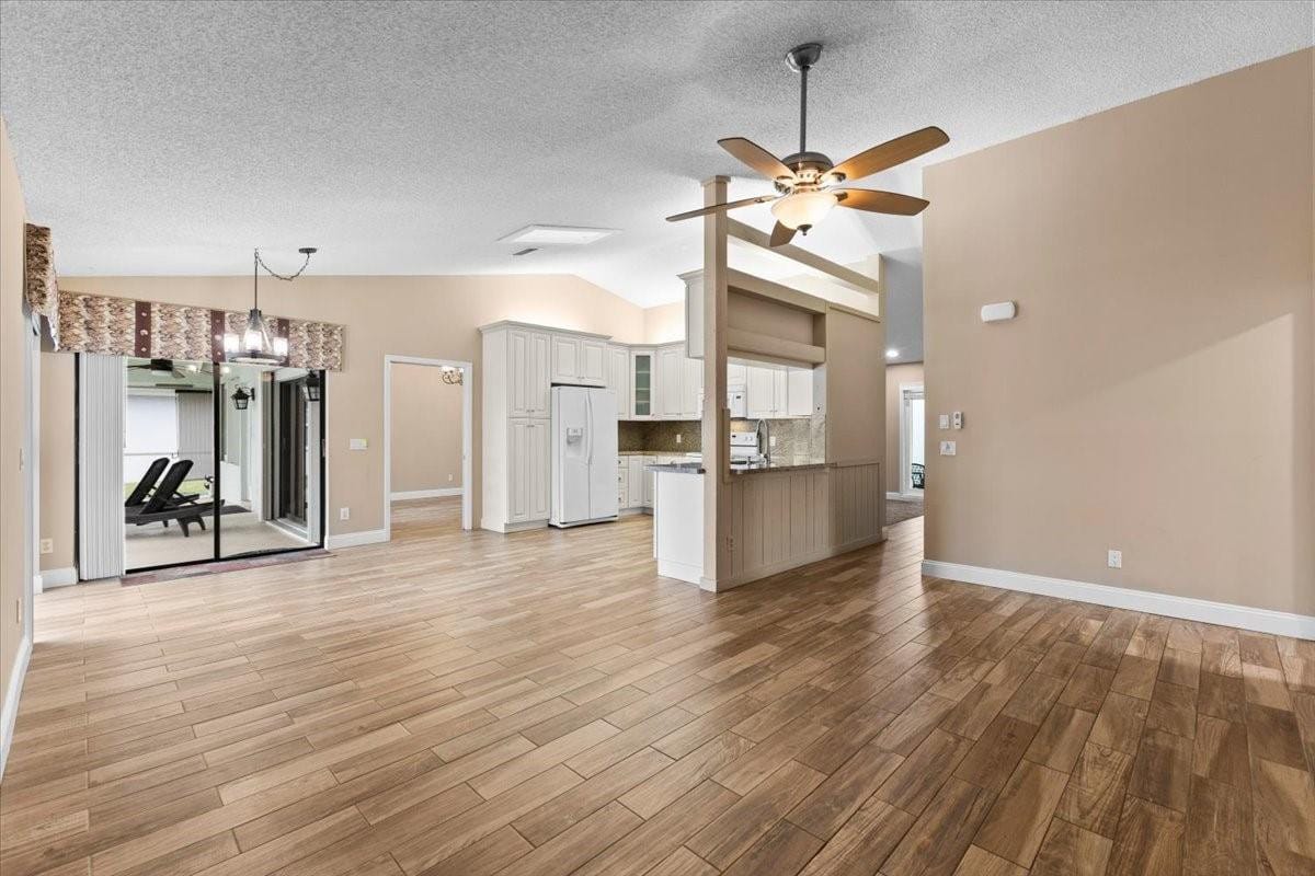 13812 Columbine Avenue — photo 12