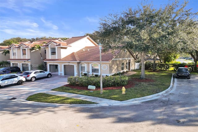 9088 NW 54th Street 9088, sold in C P Properties, Sunrise, FL