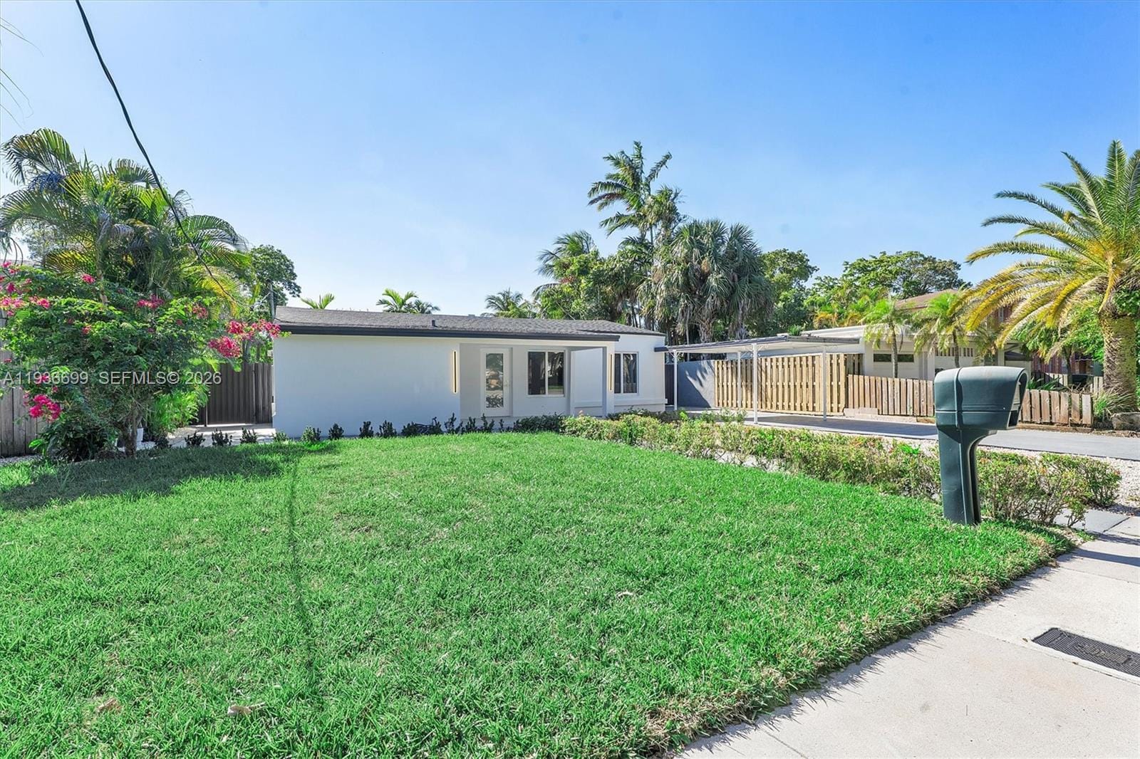 300 SW 11th Court, Fort Lauderdale, FL 33315 photo 2