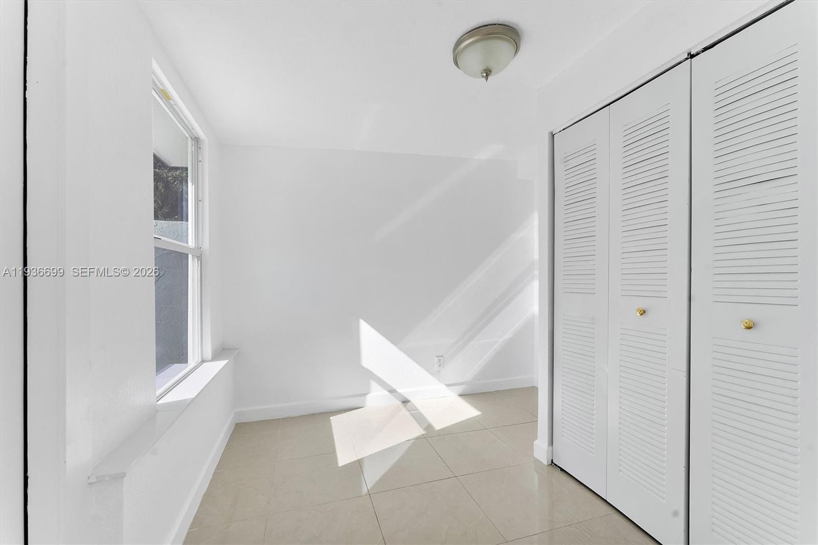 300 SW 11th Court, Fort Lauderdale, FL 33315 photo 18