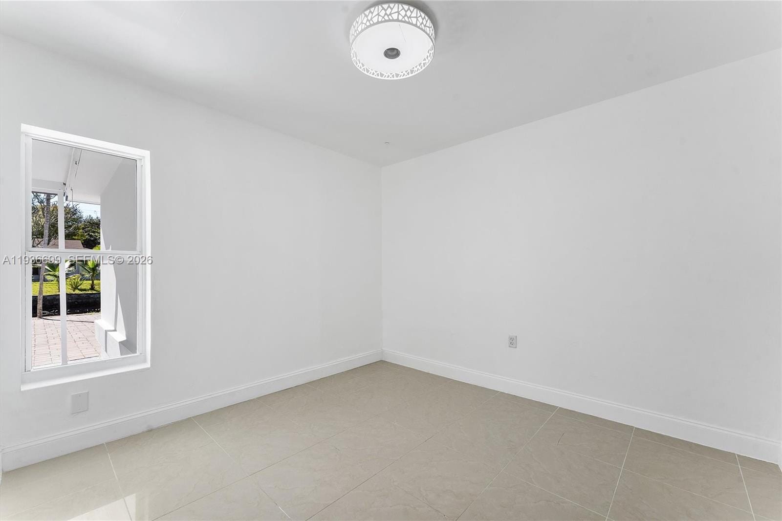 300 SW 11th Court, Fort Lauderdale, FL 33315 photo 19