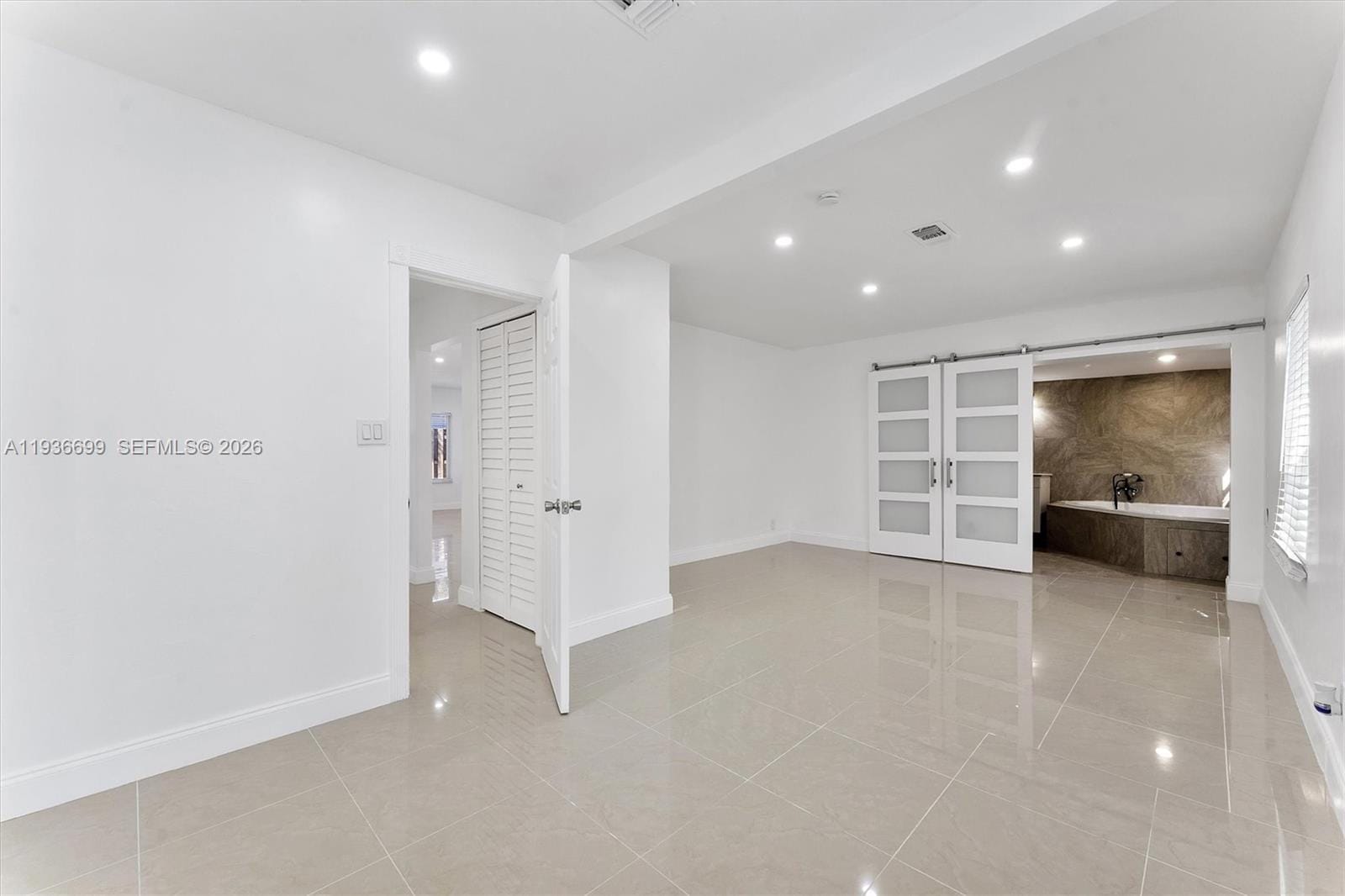 300 SW 11th Court, Fort Lauderdale, FL 33315 photo 23