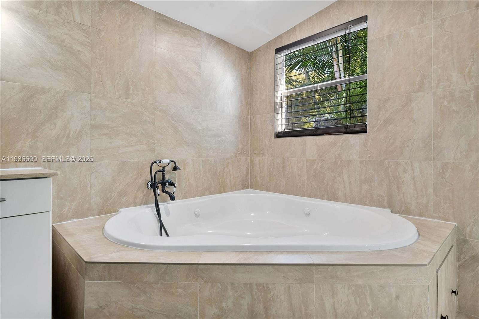 300 SW 11th Court, Fort Lauderdale, FL 33315 photo 28