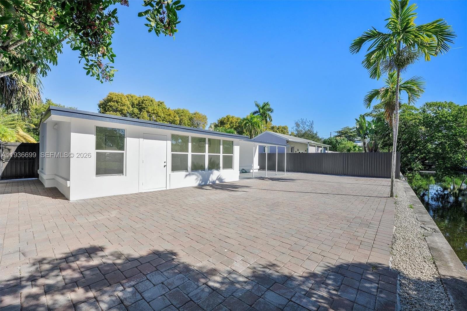 300 SW 11th Court, Fort Lauderdale, FL 33315 photo 30