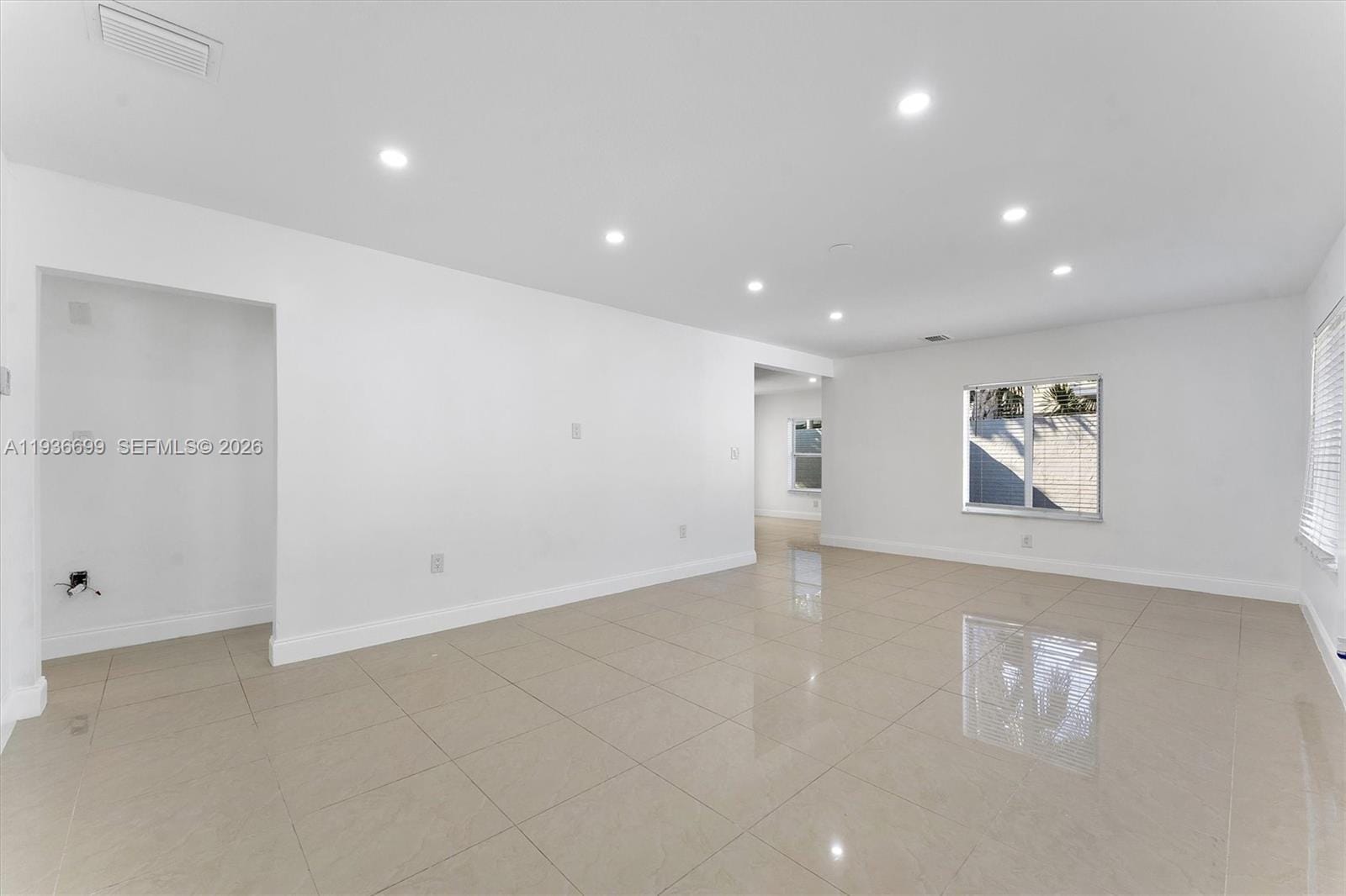 300 SW 11th Court, Fort Lauderdale, FL 33315 photo 6